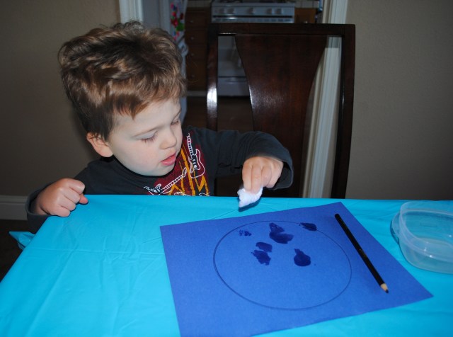 Oil Sun Catcher Craft @ Crayon Box Chronicles 