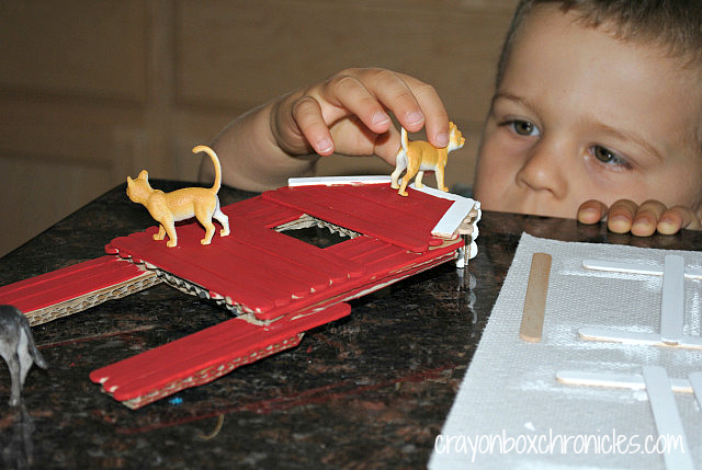 Farm Sensory Bin & Barn Craft @ Crayon Box Chronicles