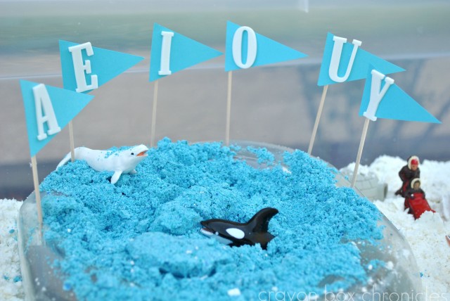 Arctic Small World @ Crayon Box Chronicles