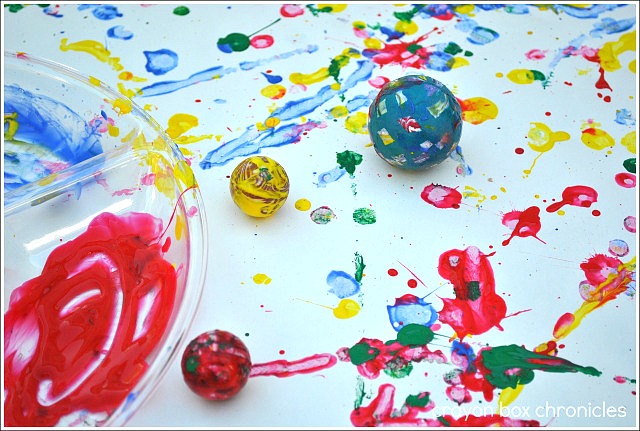 Bouncy Ball Art by Crayon Box Chronicles