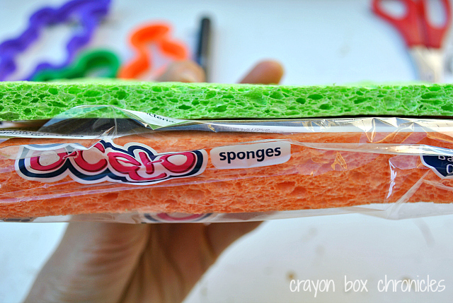 Reptile Sponge Stamping by Crayon Box Chronicles