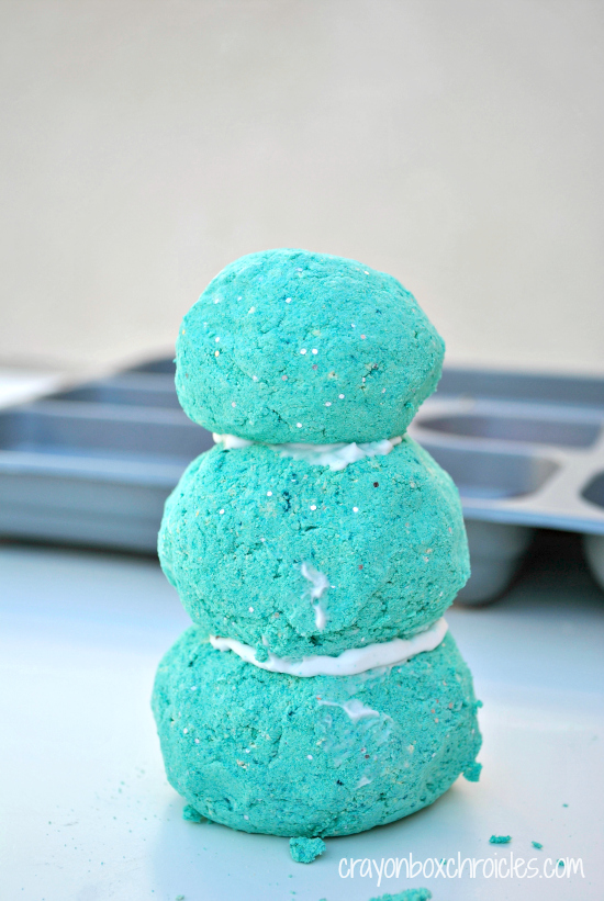 Build-A-Snowman Foam Dough by Crayon Box Chronicles